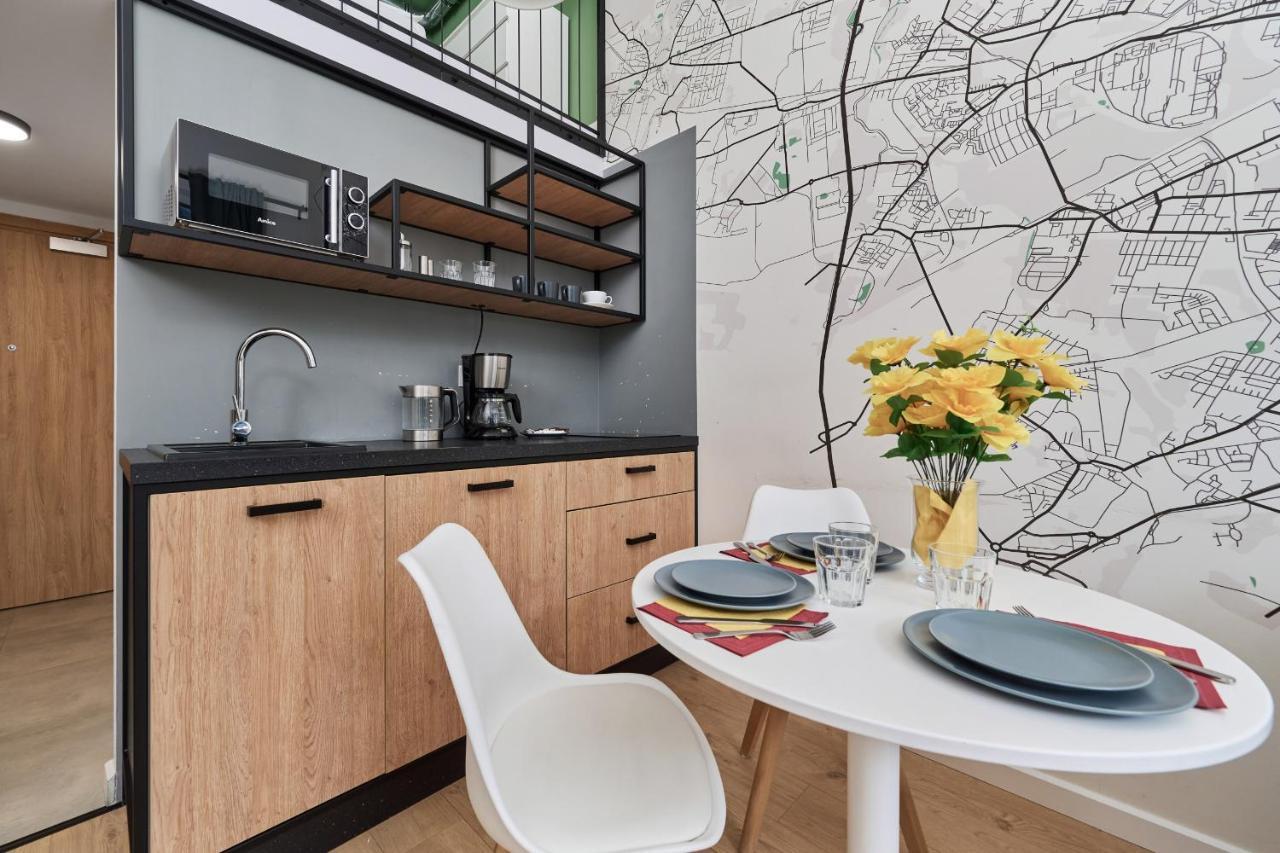 Mezzanine Studio Apartments Zarembowicza Wroclaw Airport By Renters Exterior foto